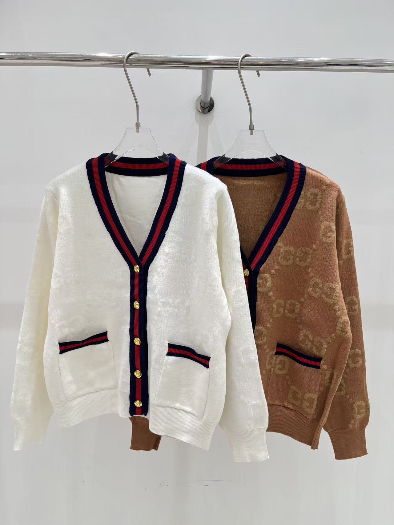 GUCCI メタルボタン ウールカーディガン【50％割引+送料無料】