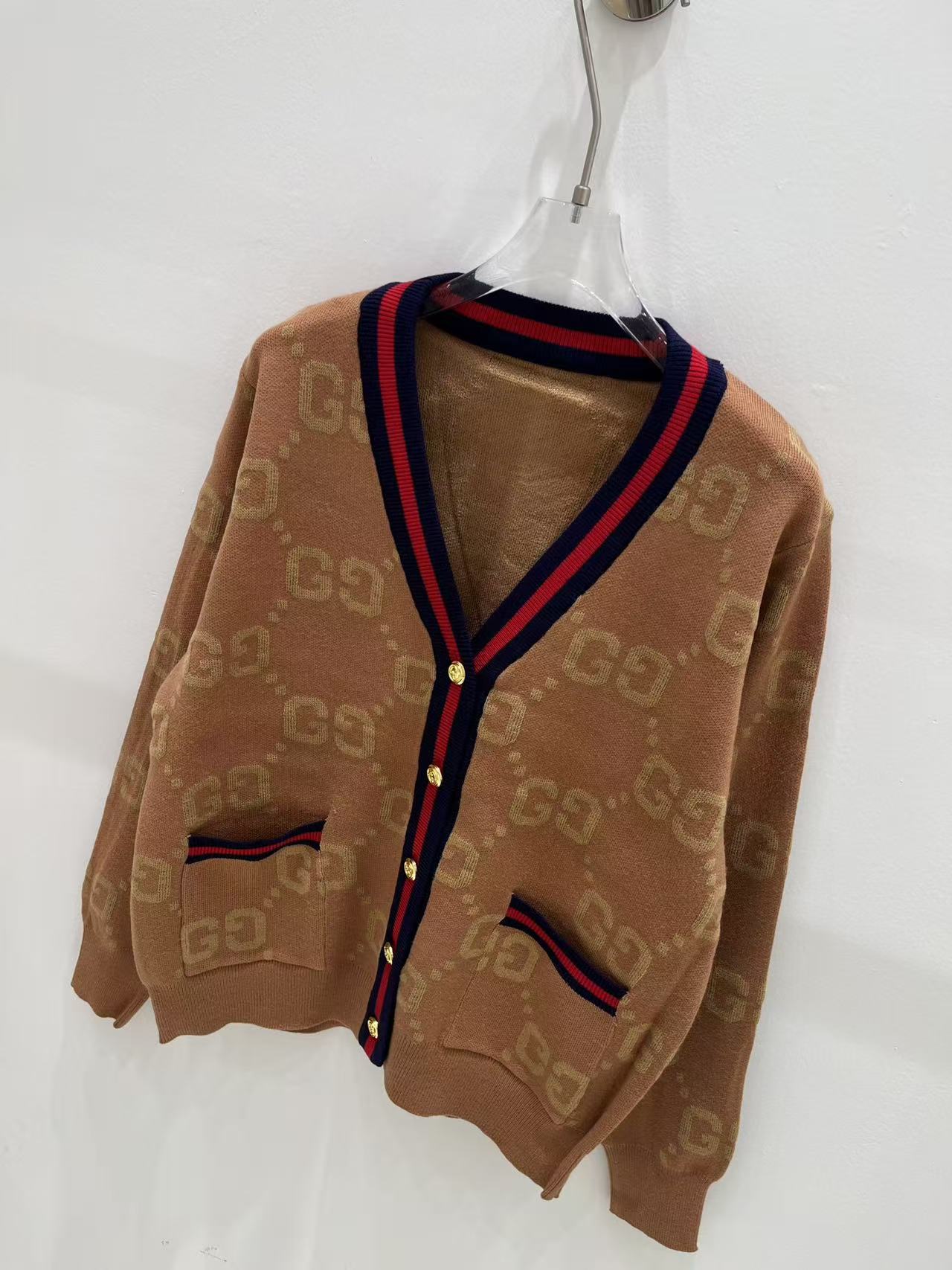 GUCCI メタルボタン ウールカーディガン【50％割引+送料無料】