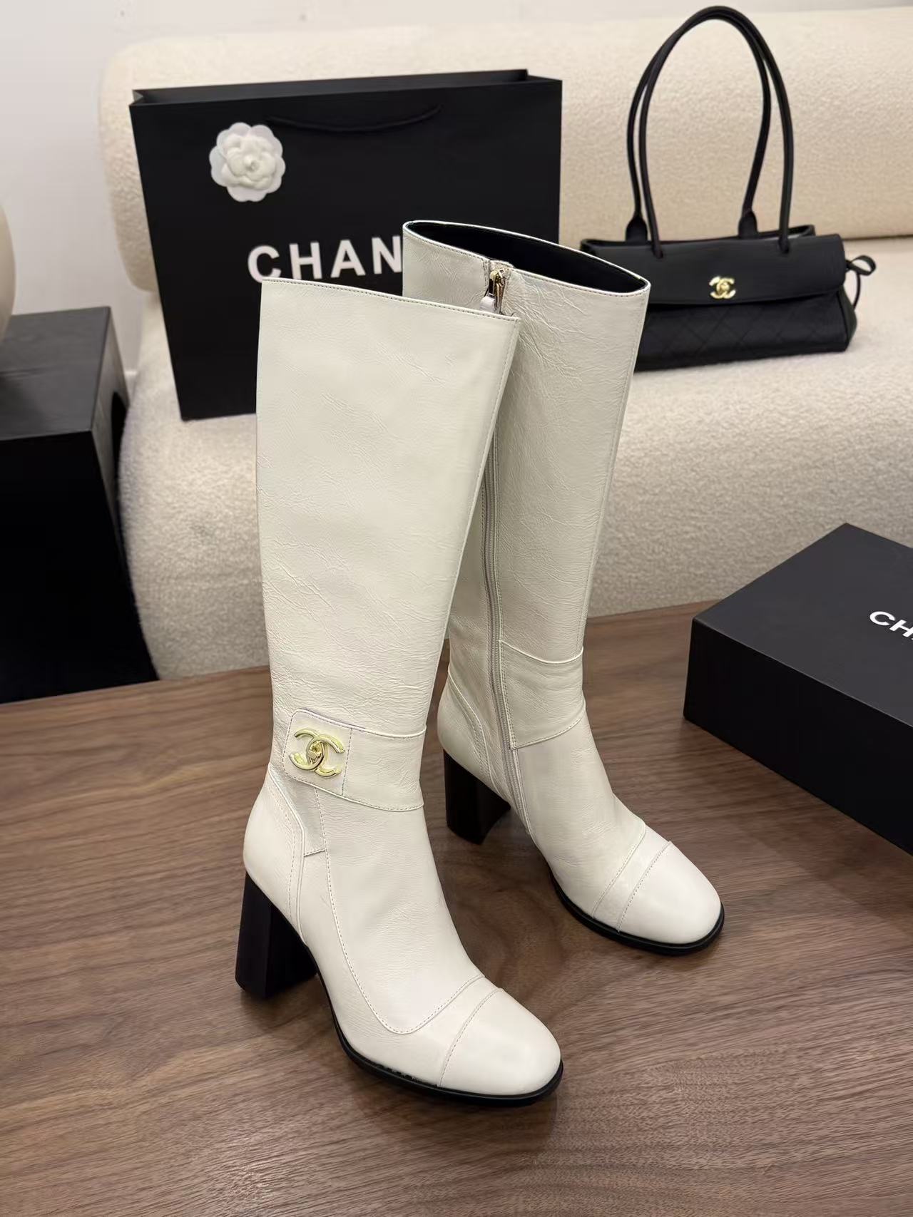 CHANEL ハイクオリティ・ダブルCロゴ入りハイヒールロングブーツ【50％割引+送料無料】