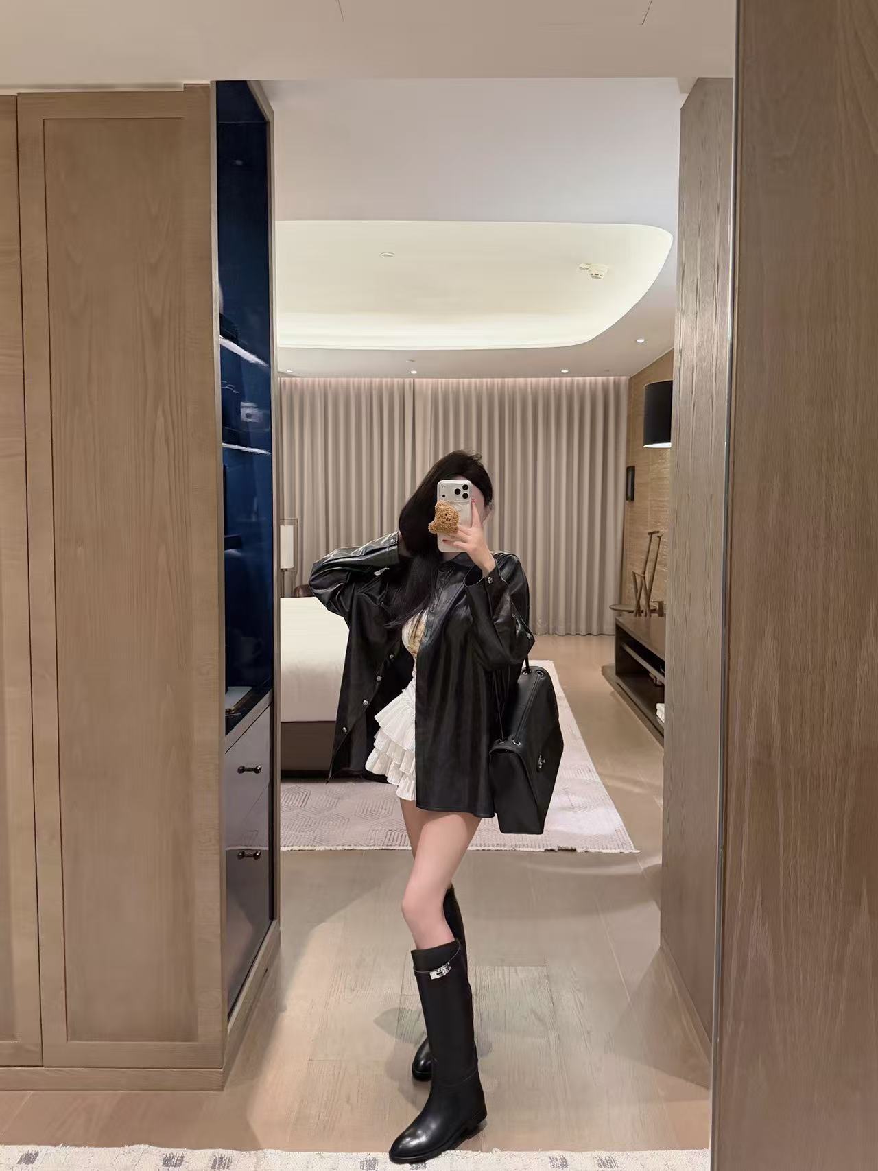 Chrome Hearts ボタン付きレザージャケット【50％割引+送料無料】