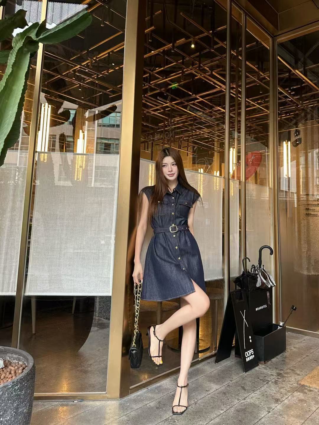 CELINE メタルボタン デニムワンピース【50％割引+送料無料】