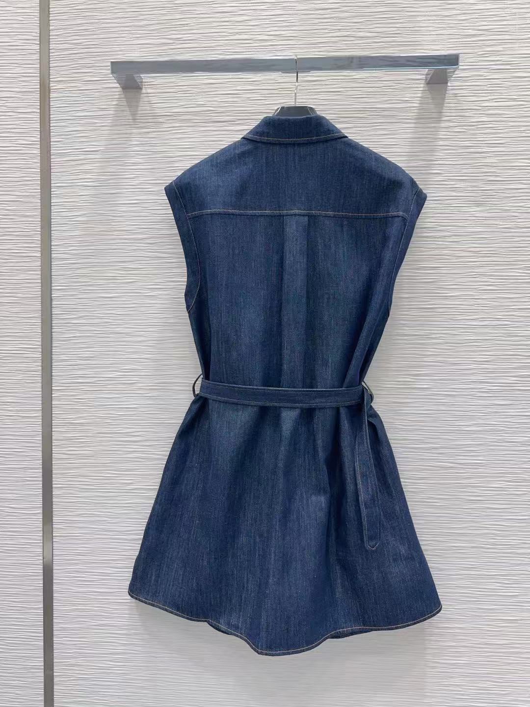 CELINE メタルボタン デニムワンピース【50％割引+送料無料】