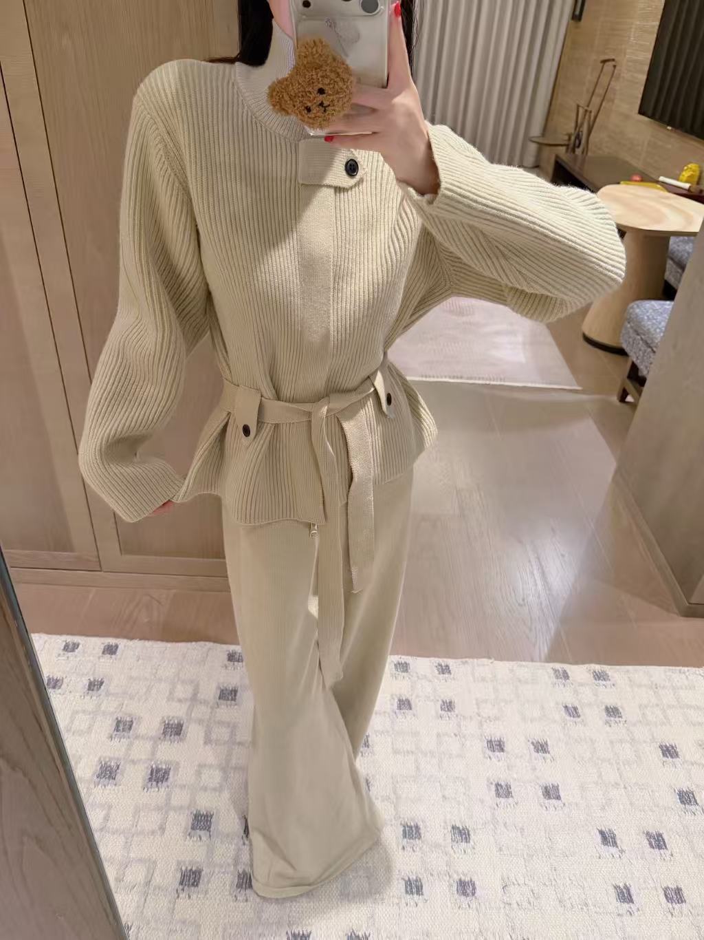 L0WEW ウールニット＆パンツ セットアップ【50％割引+送料無料】