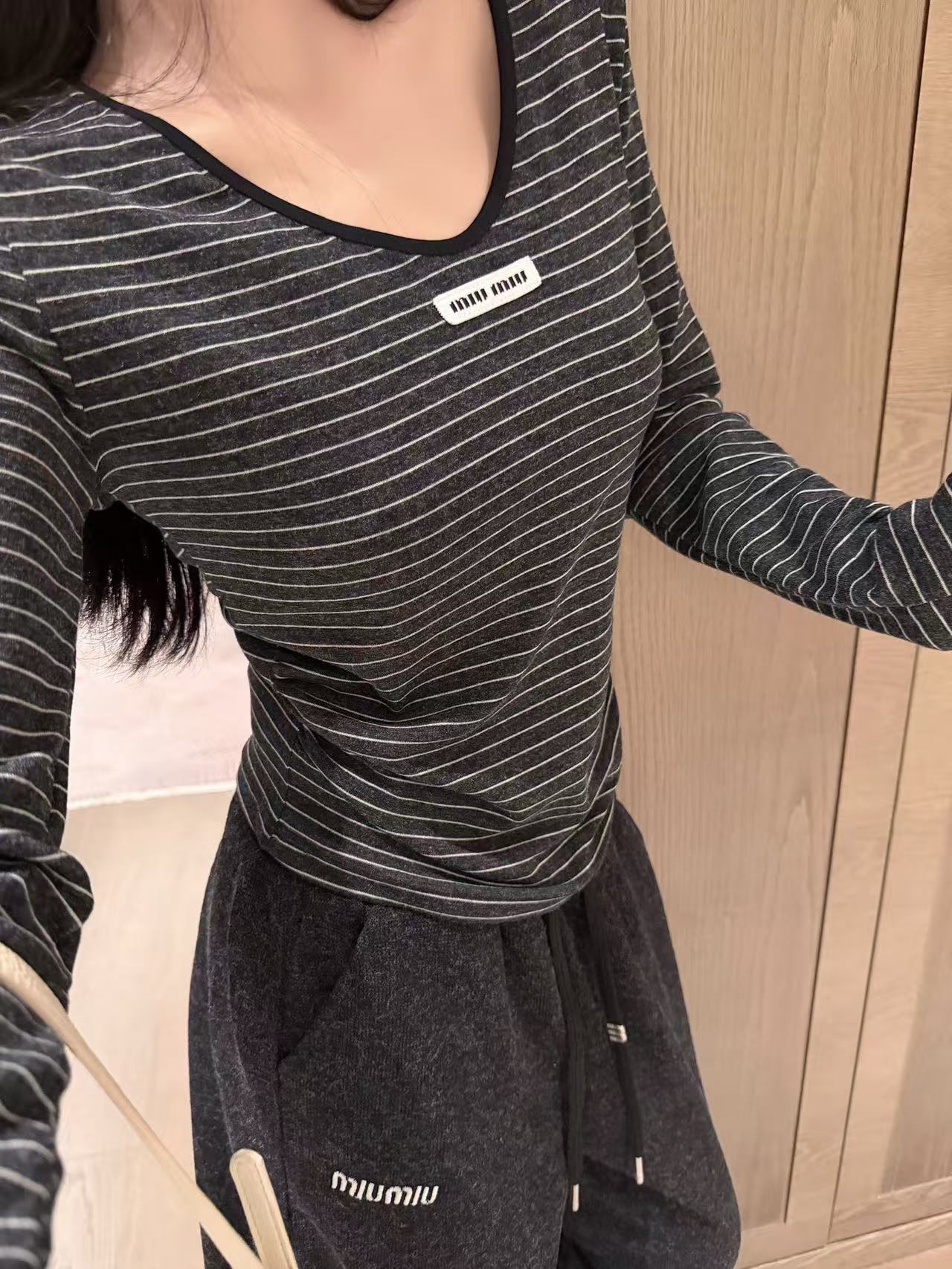 M1UM1U ボーダーTシャツ＆ロングパンツ 2点セット【50％割引+送料無料】