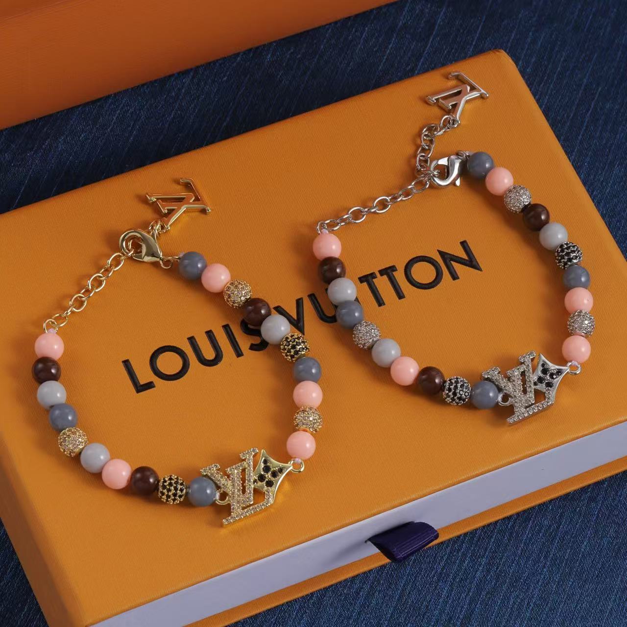 LV バイカラービーズブレスレット【50％割引+送料無料】