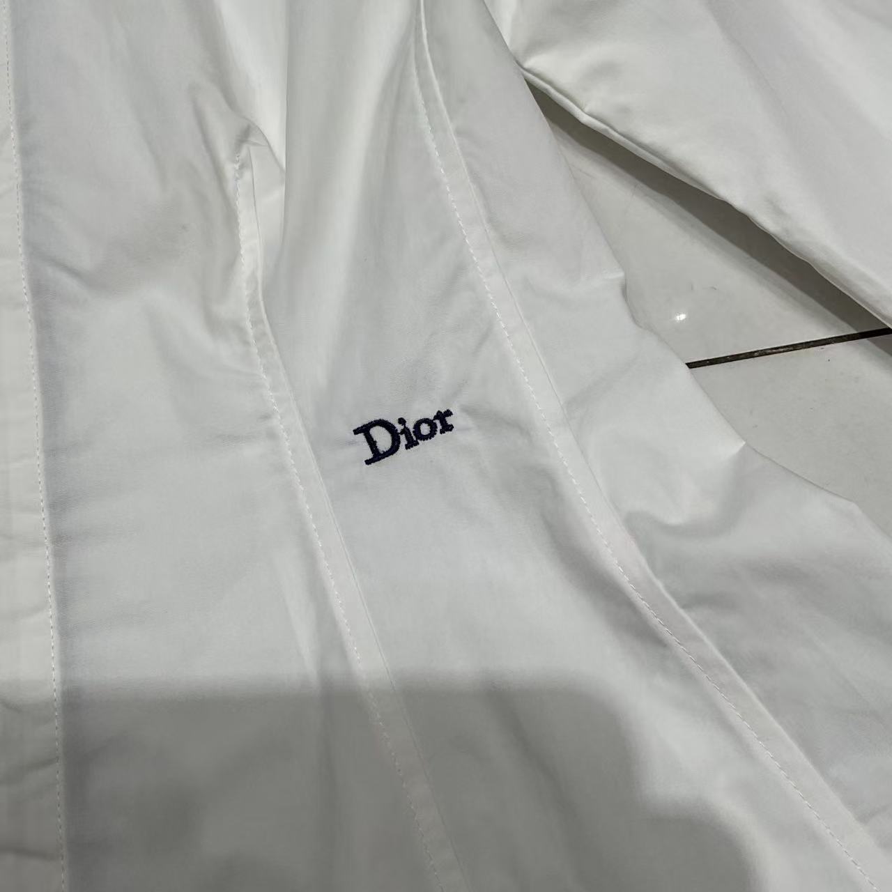 DIOR 刺繍ロゴシャツ【50％割引+送料無料】