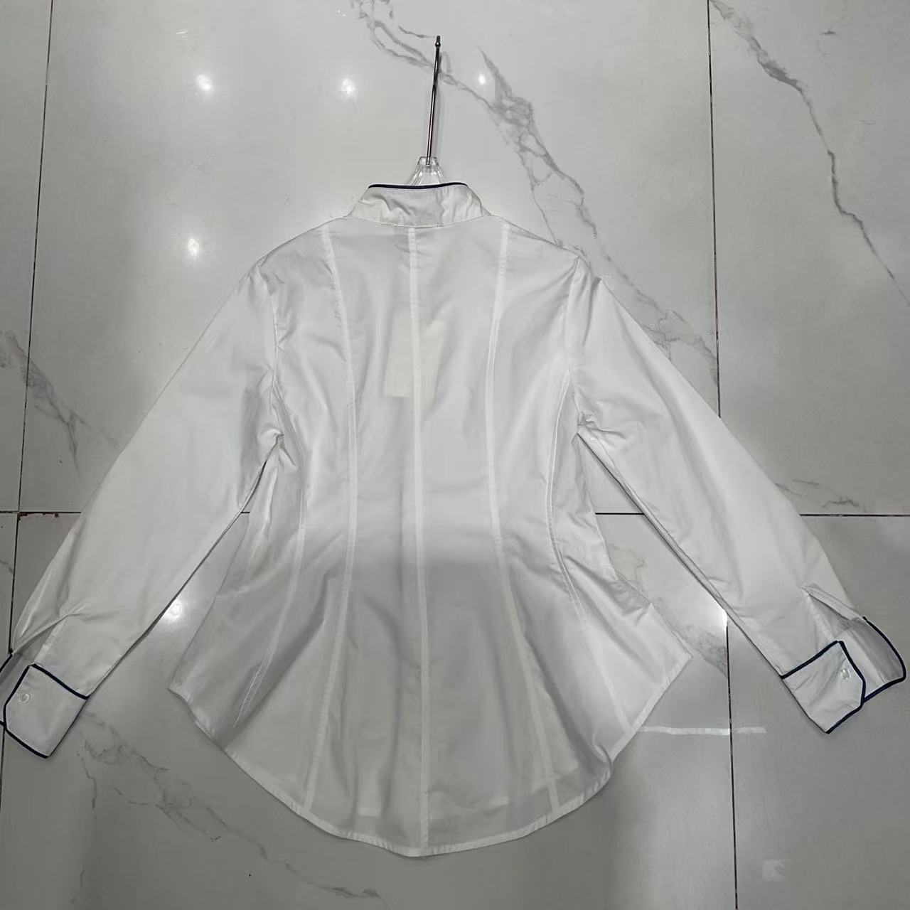 DIOR 刺繍ロゴシャツ【50％割引+送料無料】
