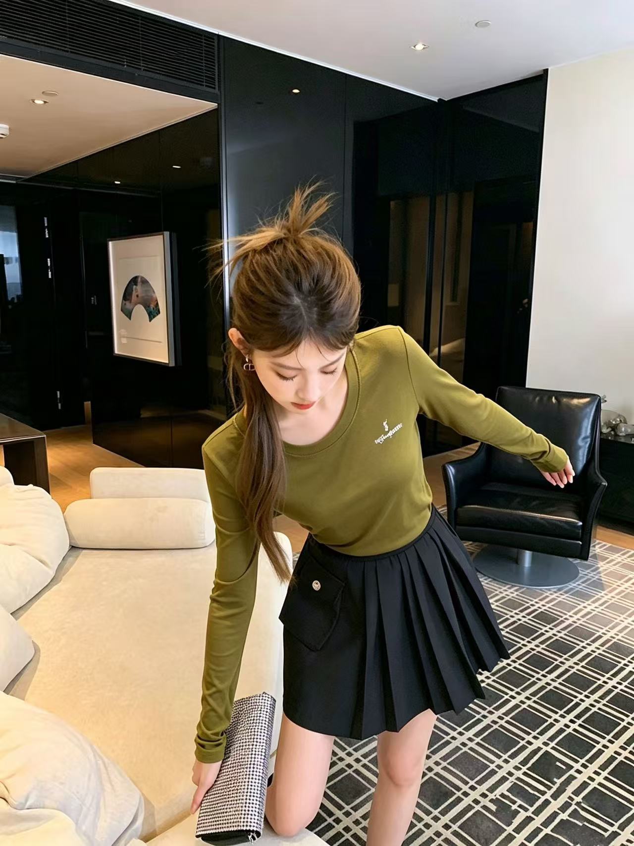 YSL シンプルロゴTシャツ【50％割引+送料無料】