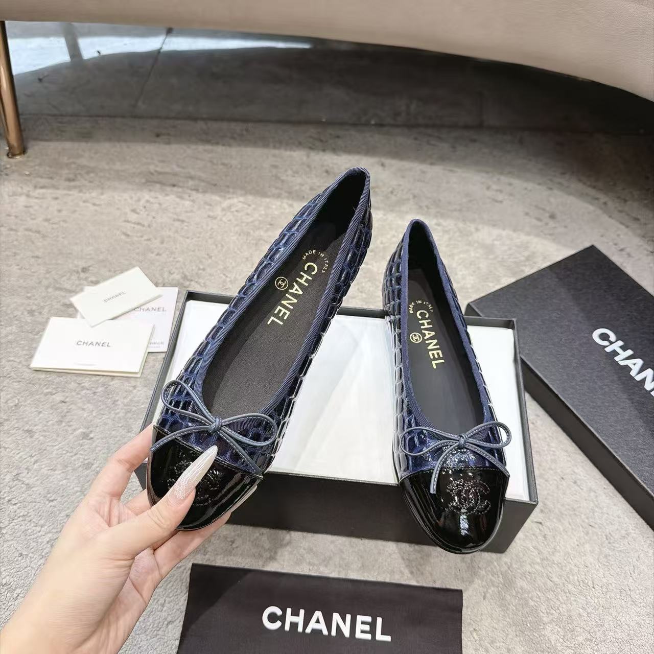 CHANE1 高品質ダブルCカラーブロックフラットシューズ【50％割引+送料無料】