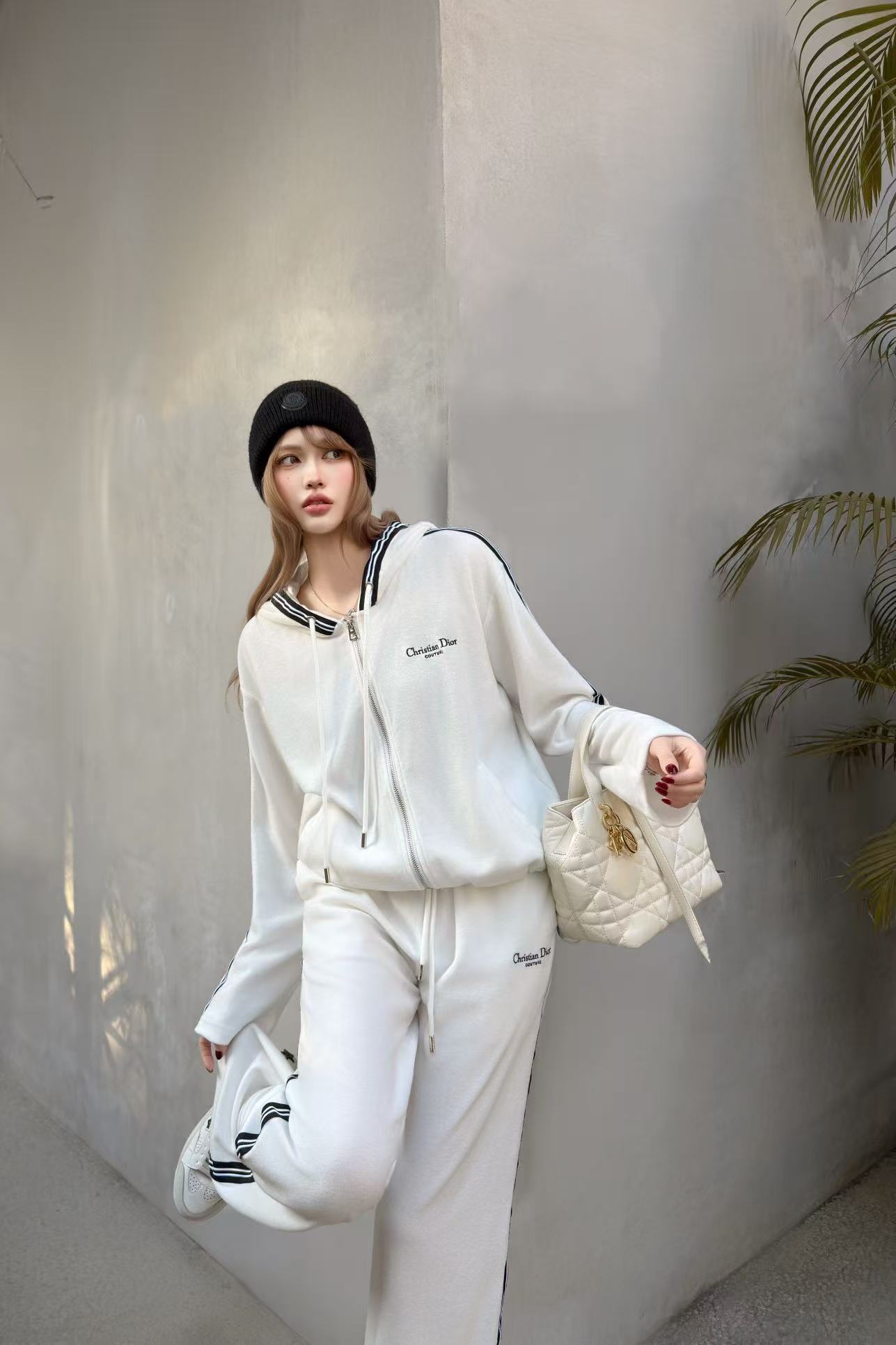 DIORロゴ入りジャケット＆パンツのセットアップ【50％割引+送料無料】