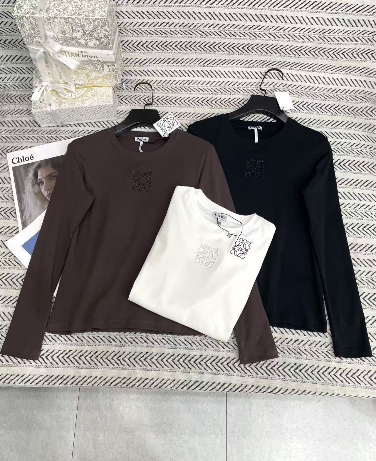 LOEWE 刺繍ロゴ長袖Tシャツ【50％割引+送料無料】