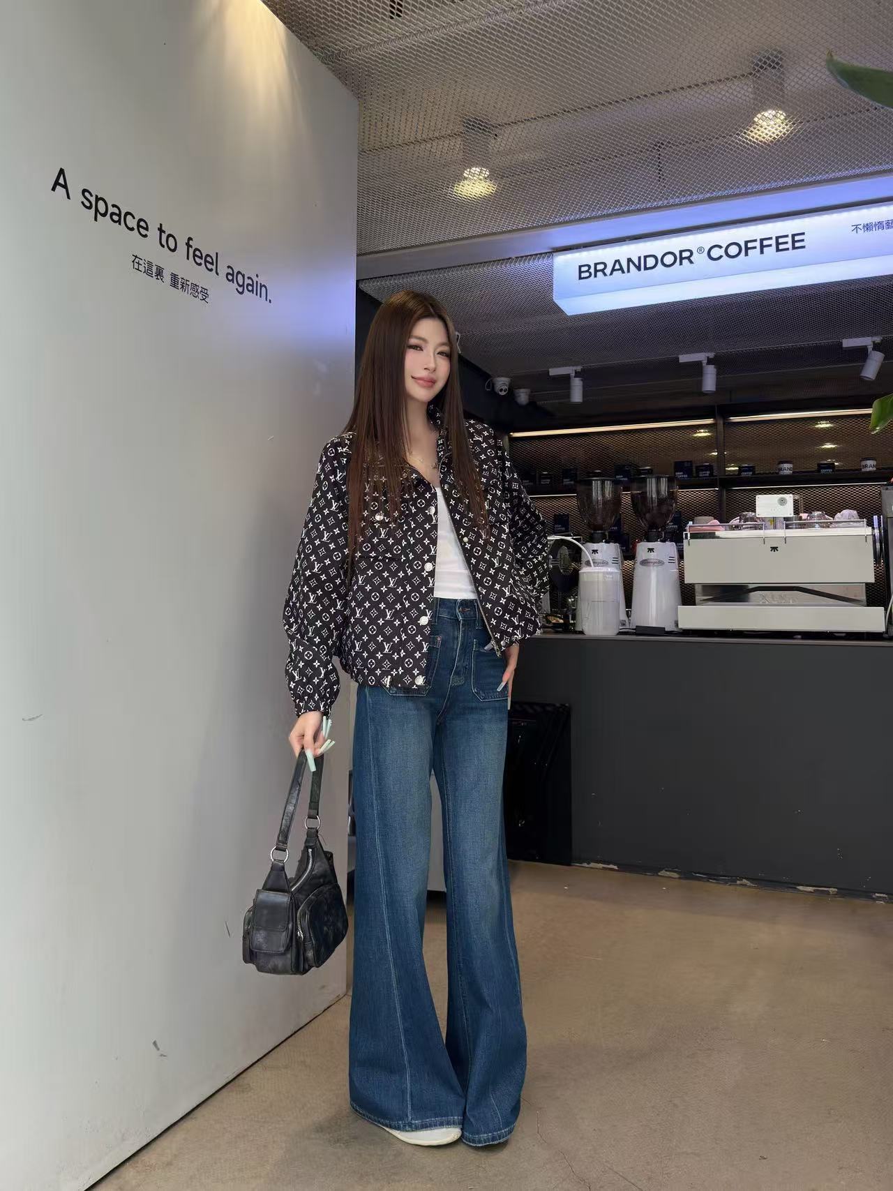 LV メタルボタン・プリントジャケット【50％割引+送料無料】