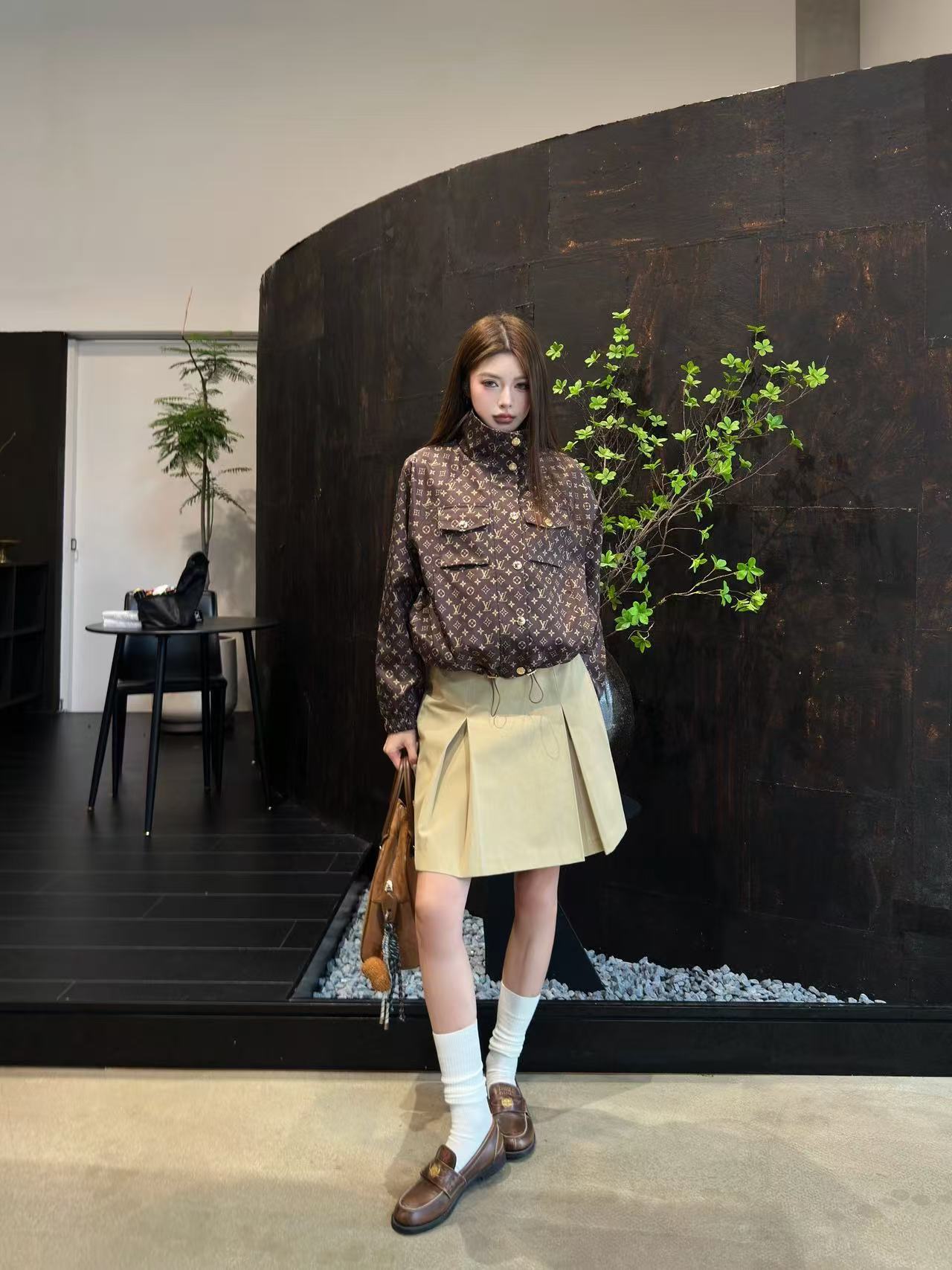 LV メタルボタン・プリントジャケット【50％割引+送料無料】