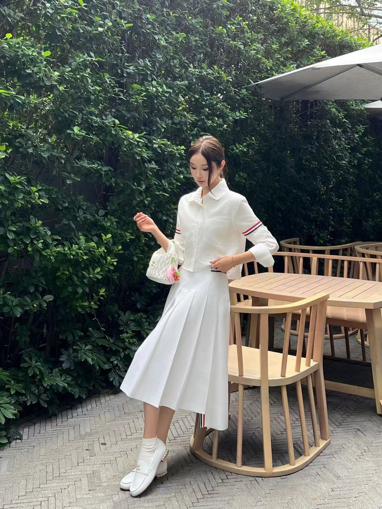 THOM BR0WNEシャツ＋スカートのツーピースセット【50％割引+送料無料】