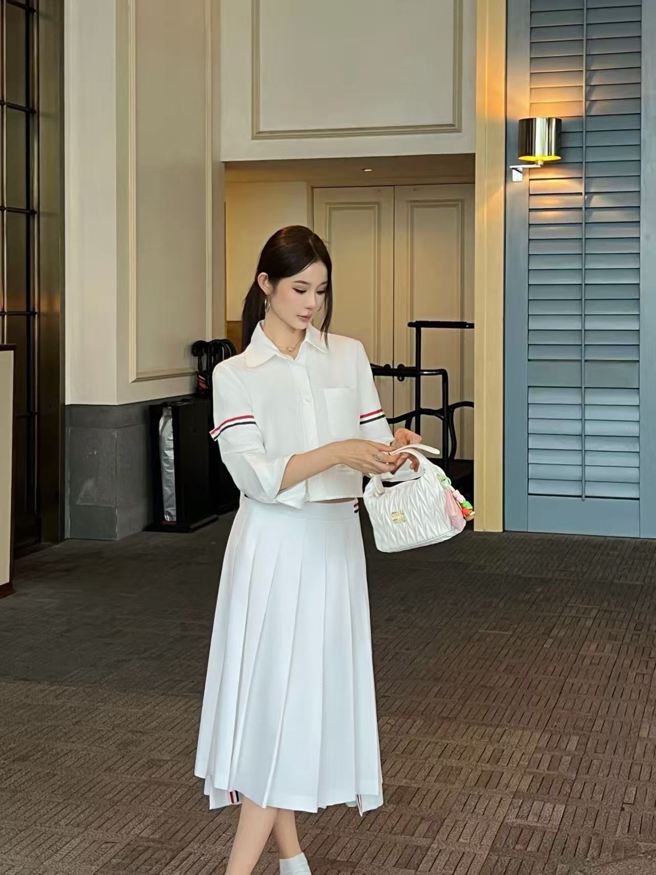 THOM BR0WNEシャツ＋スカートのツーピースセット【50％割引+送料無料】