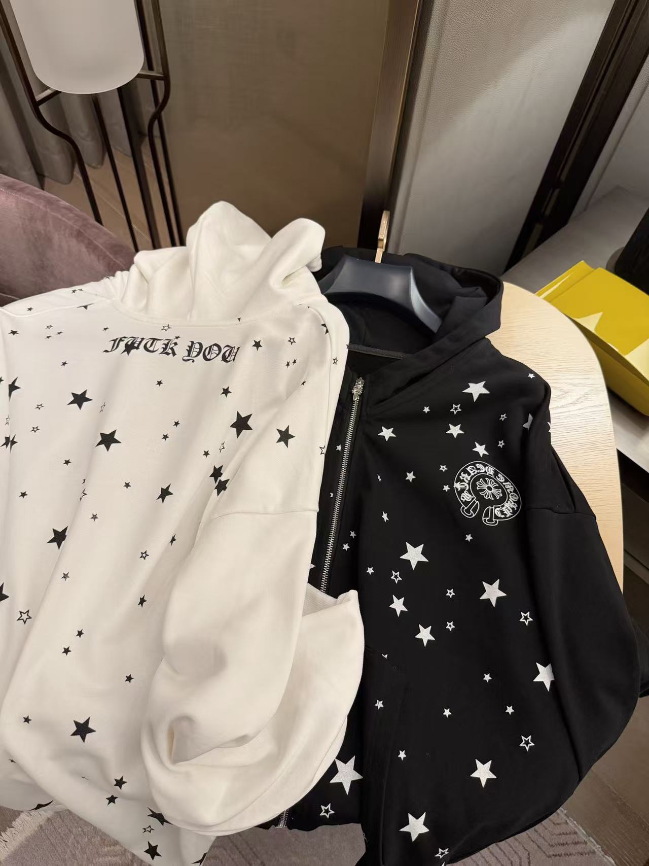 Chrome Hearts 五角形スター フーディー【50％割引+送料無料】