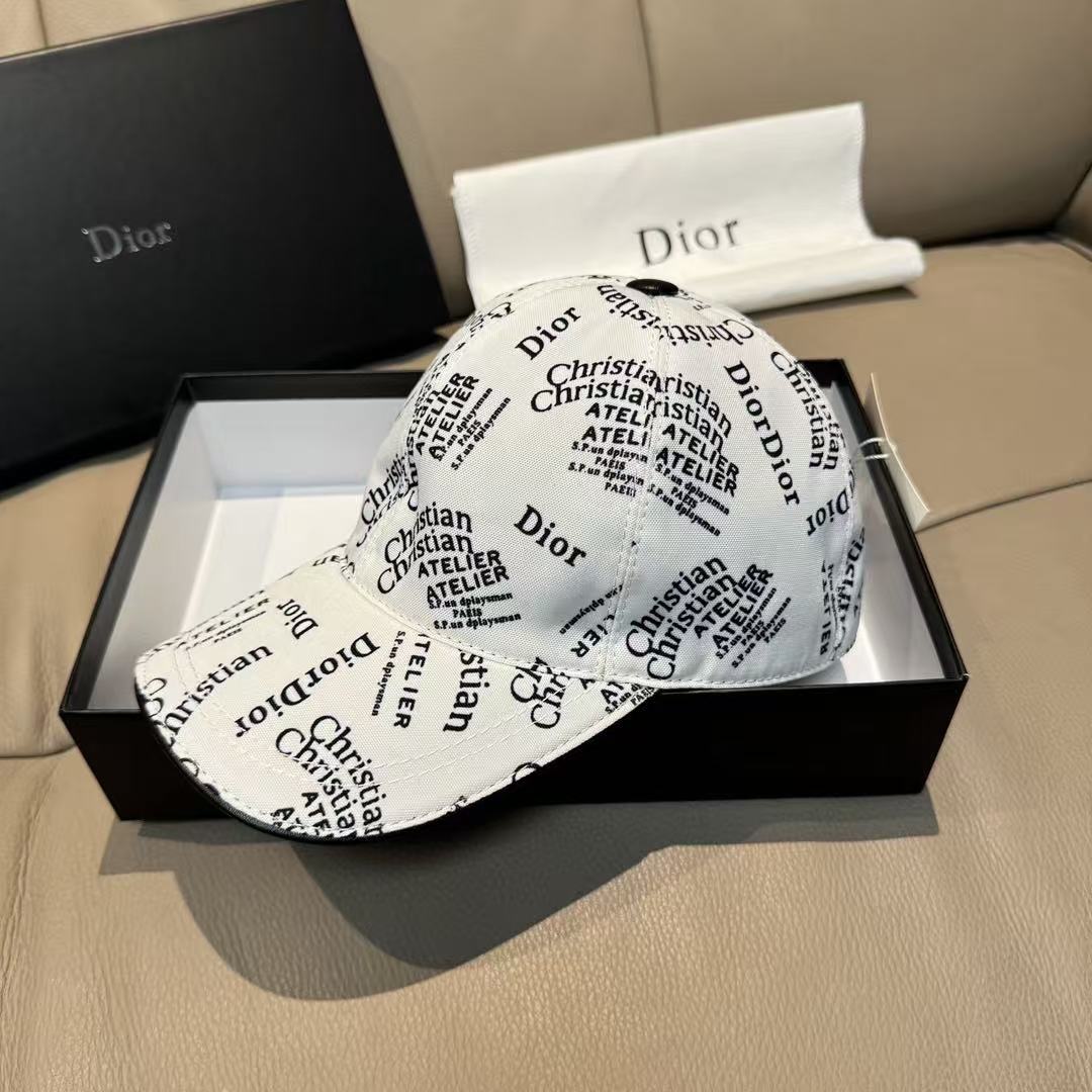 DIORロゴ入りベースボールキャップ【50％割引+送料無料】
