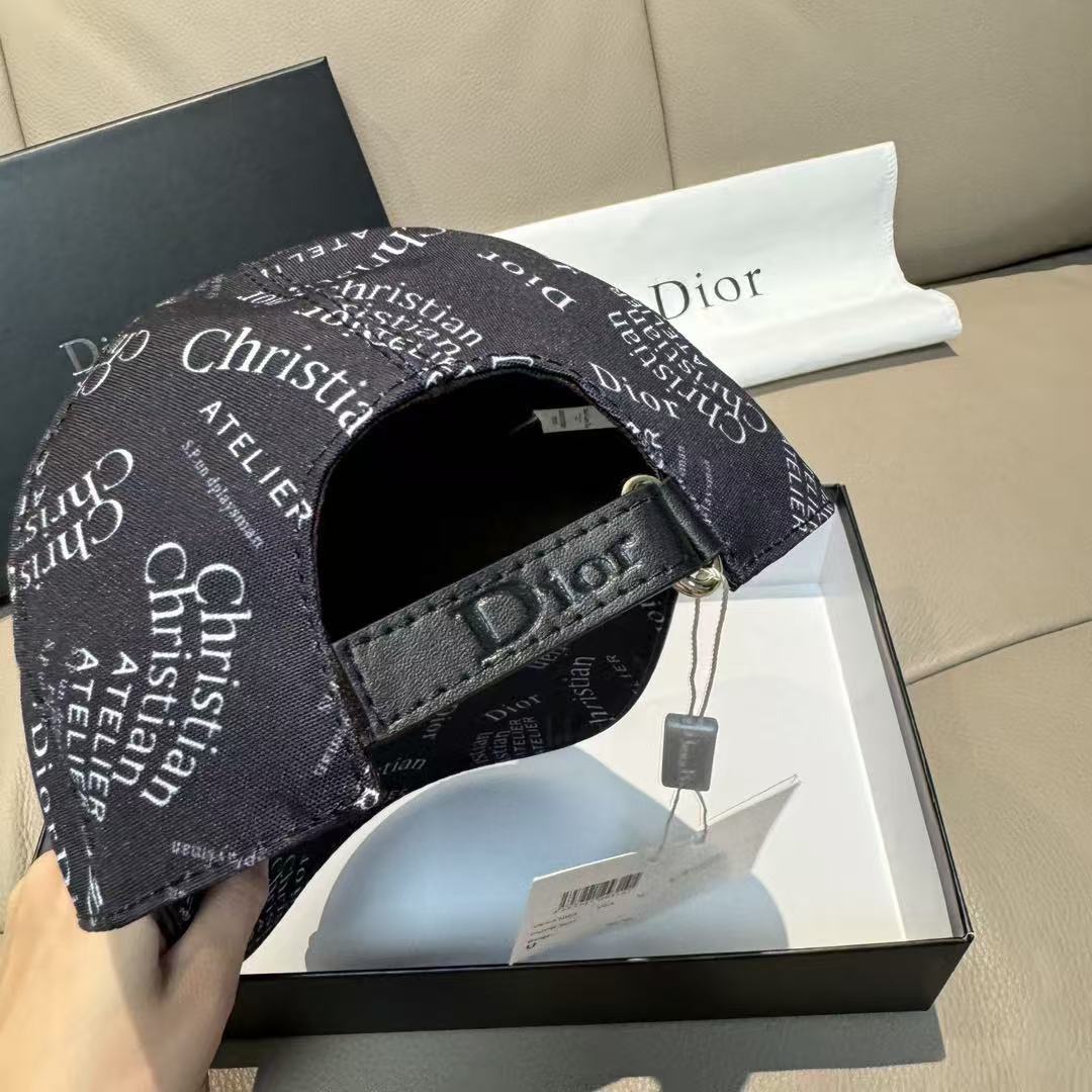 DIORロゴ入りベースボールキャップ【50％割引+送料無料】