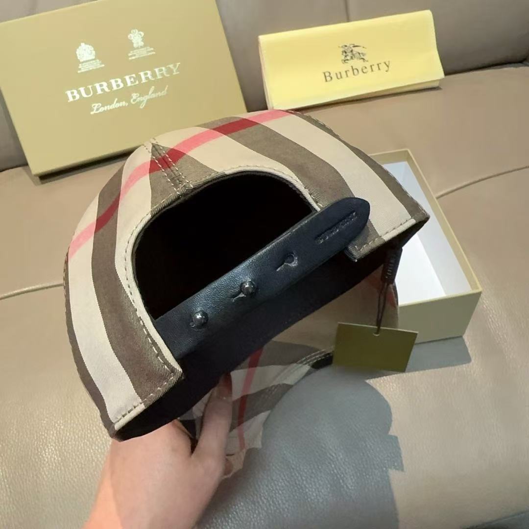 BURBERRY チェック柄ベースボールキャップ【50％割引+送料無料】