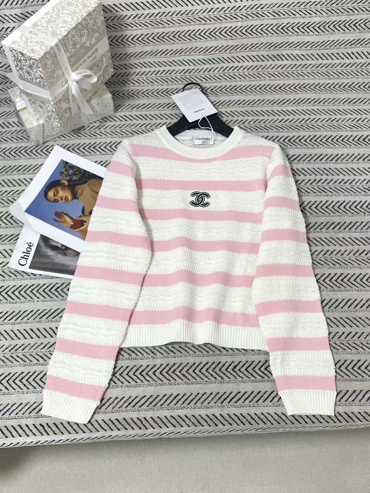 CHANEL ダブルC ストライプ柄ウールセーター【50％割引+送料無料】