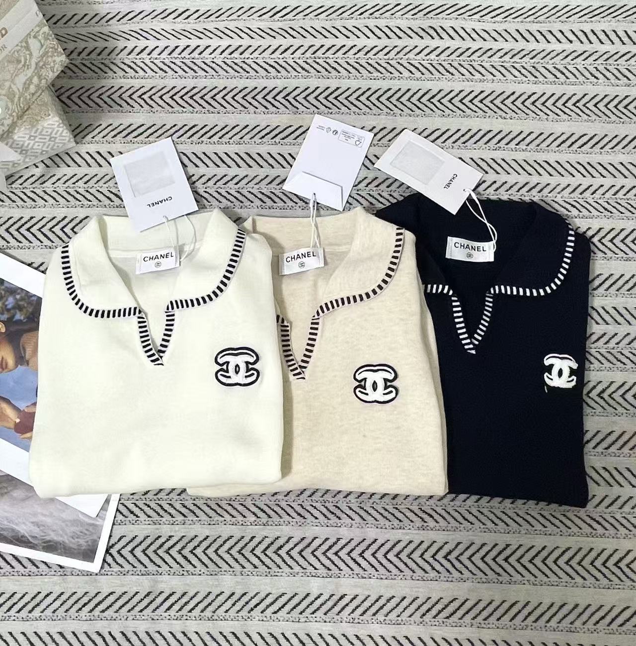 CHANEL ダブルCロゴ入り襟付きウールセーター【50％割引+送料無料】
