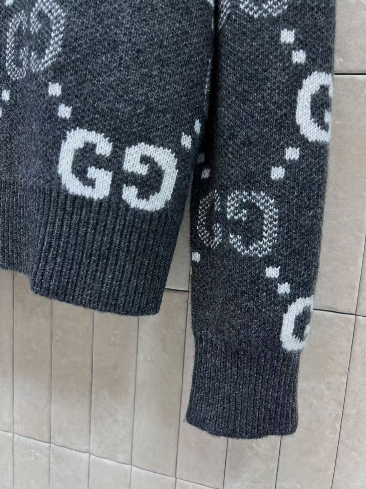 GUCCI クルーネックウールセーター【50％割引+送料無料】
