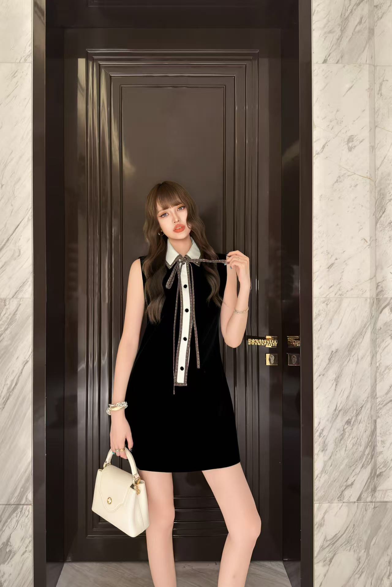 LV レースアップ・ノースリーブワンピース【50％割引+送料無料】