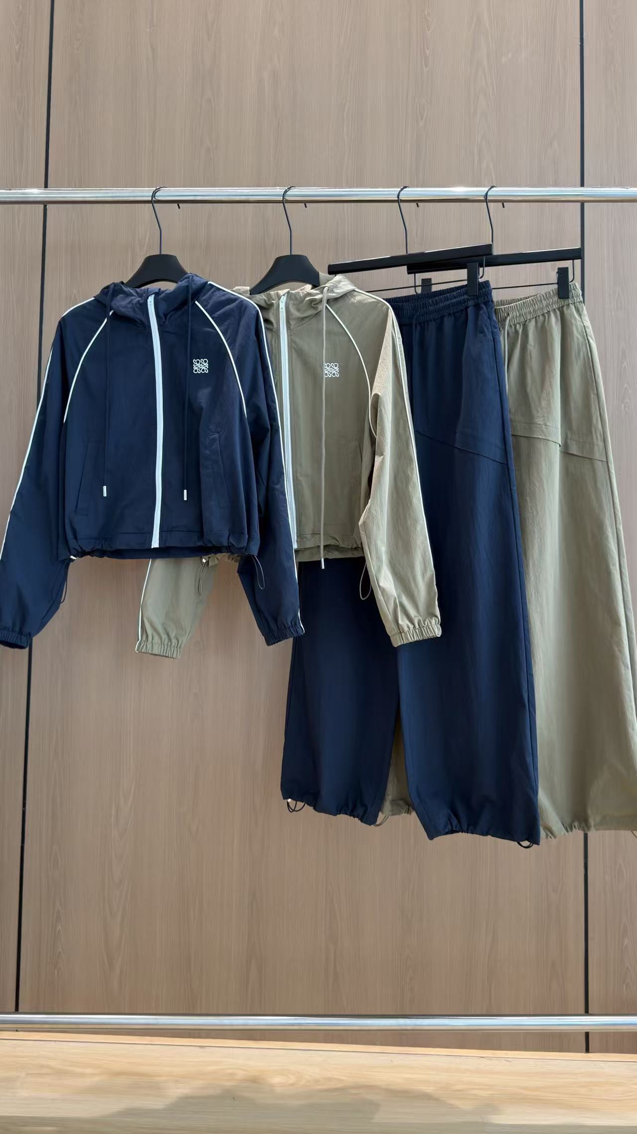 L0WEW 刺繍ロゴ入りジャケット＋パンツ ツーピースセット【50％割引+送料無料】