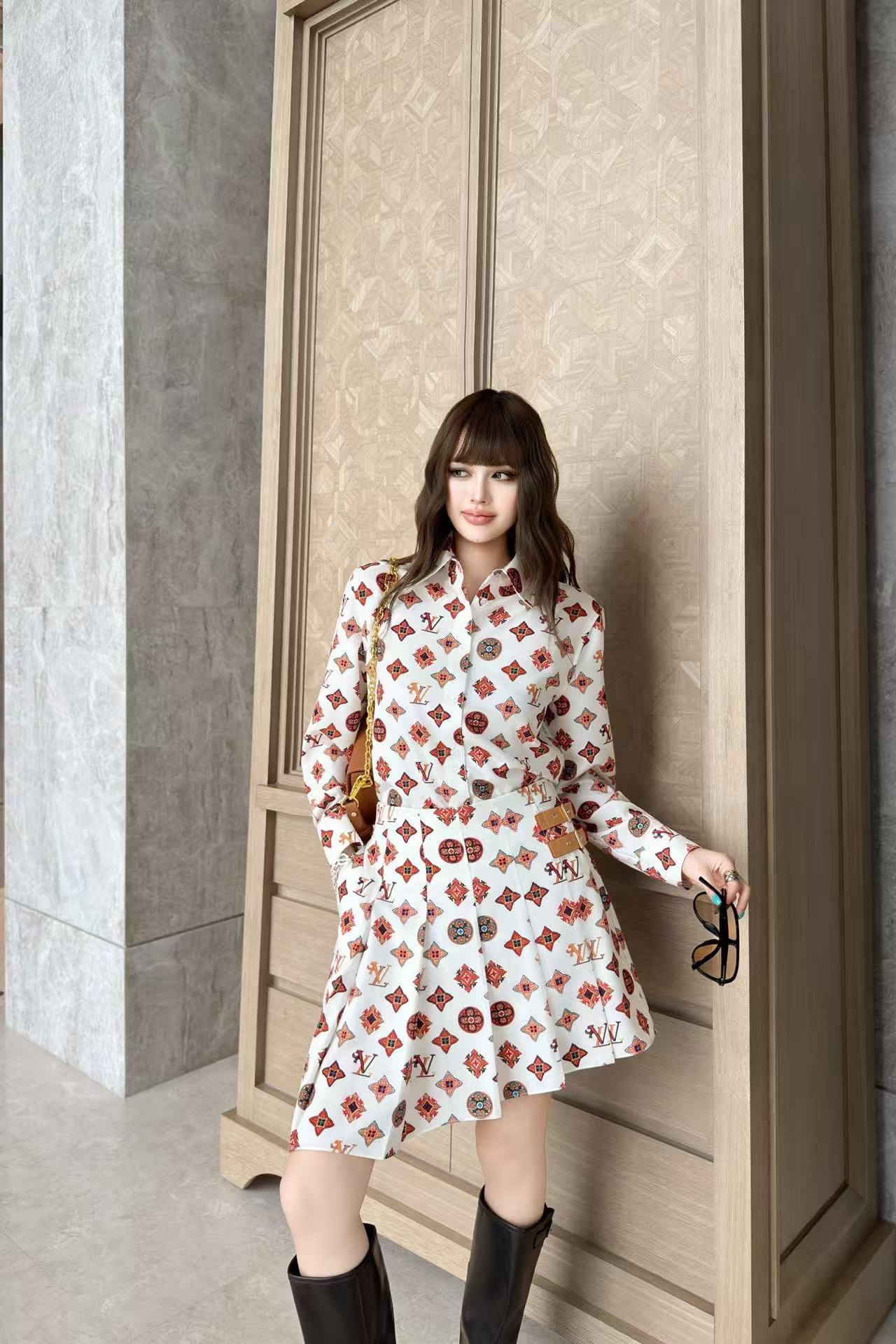 LV柄シャツ＆スカートのセットアップ【50％割引+送料無料】