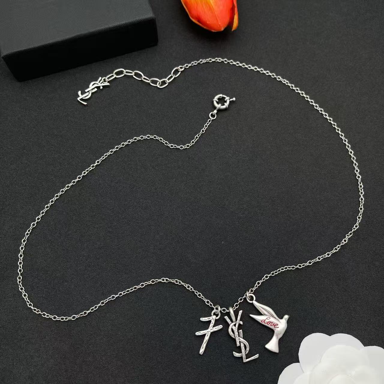 YSL 小鳥のネックレス【50％割引+送料無料】