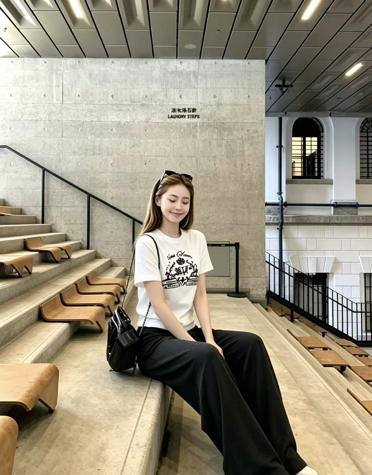 LV モノグラム・レター Tシャツ【50％割引+送料無料】