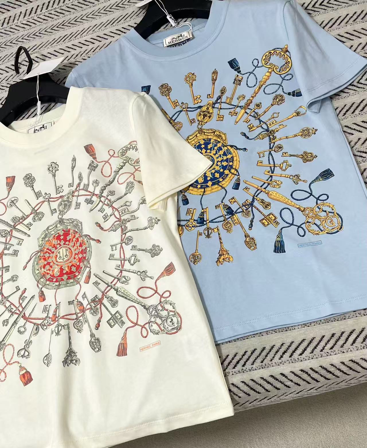 HERME5 プリント半袖Tシャツ【50％割引+送料無料】
