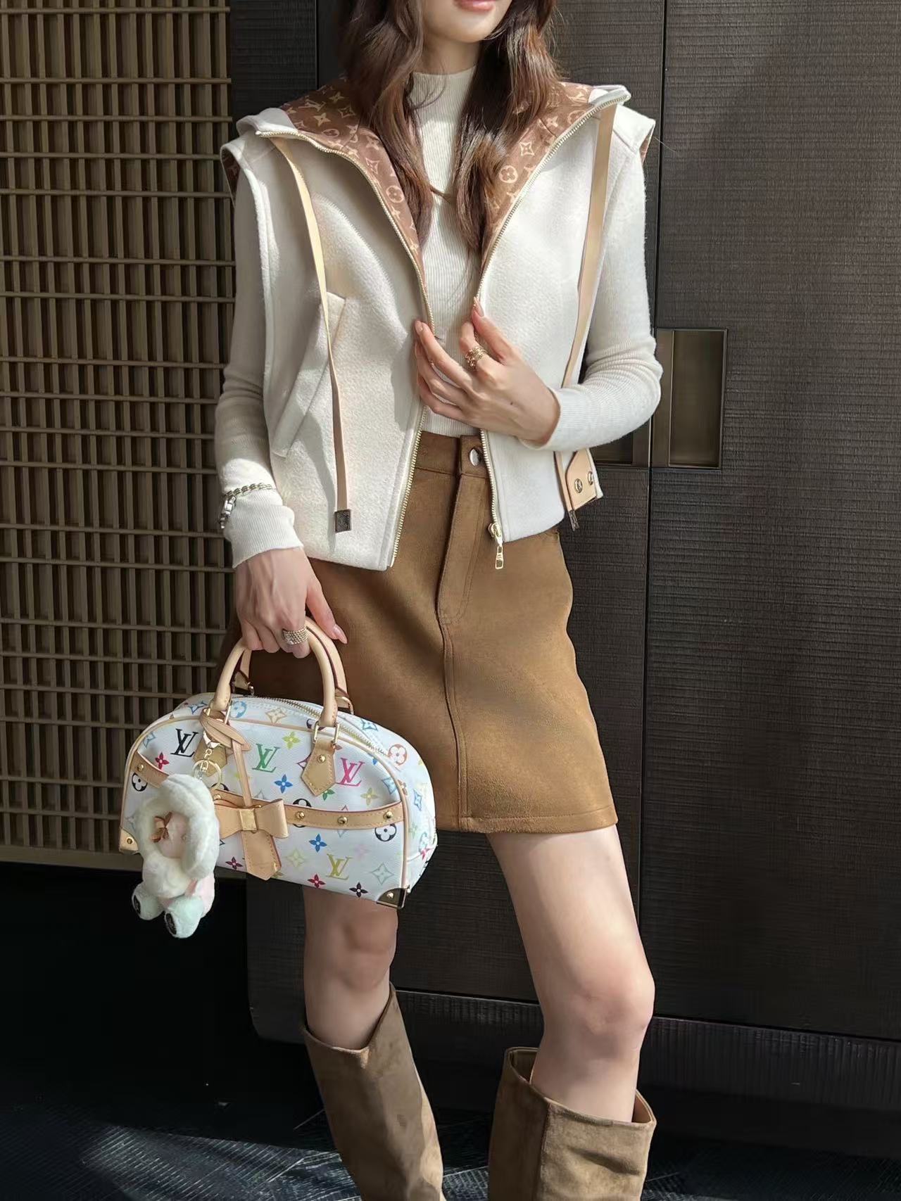 LVリバーシブルフード付きベスト【50％割引+送料無料】