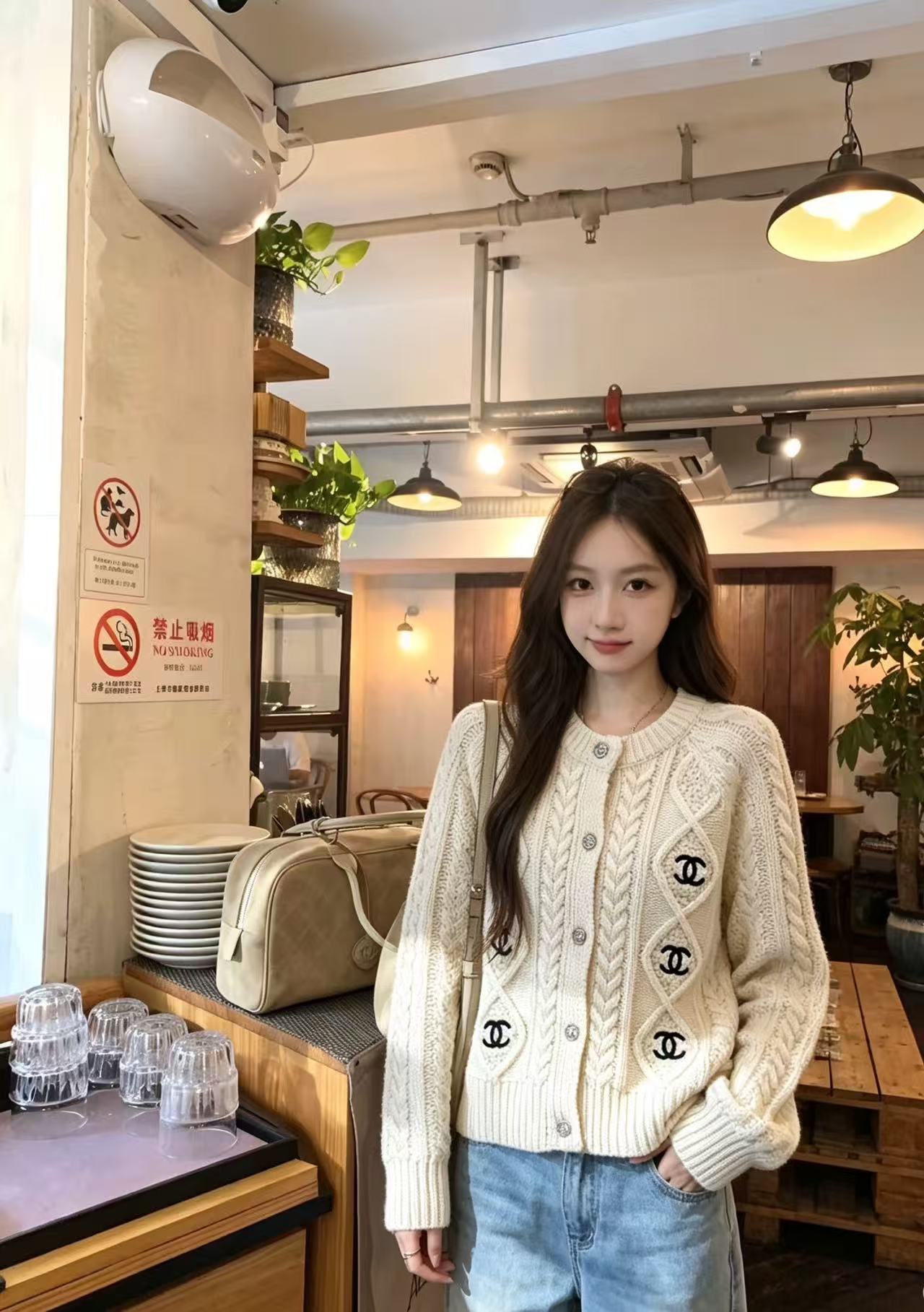 CHANE1 刺繍入りダブルCウールカーディガン【50％割引+送料無料】