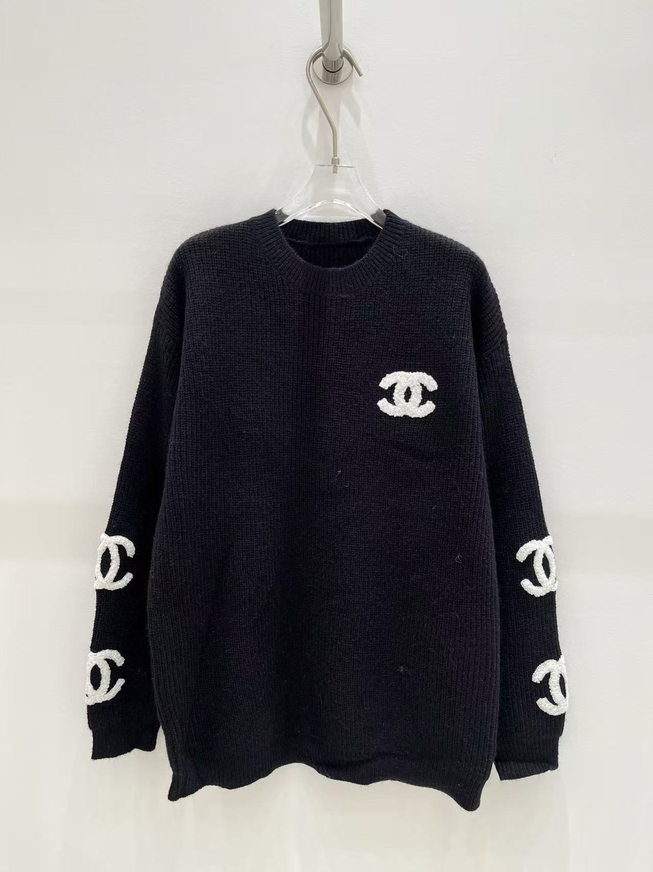 CHANEL ダブルCロゴ刺繍入りウールセーター【50％割引+送料無料】
