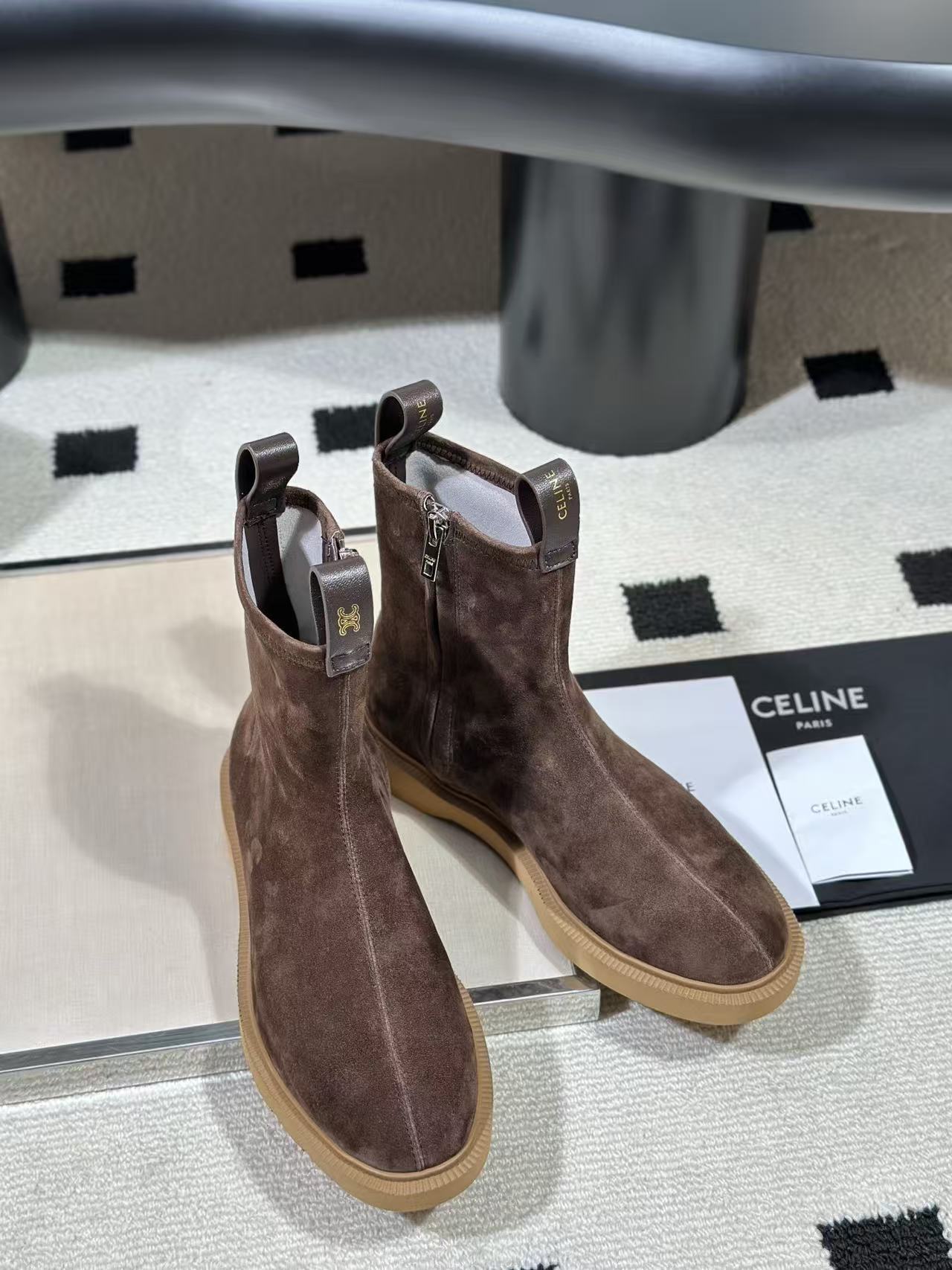 CELINE 高品質スエードショートブーツ【50％割引+送料無料】