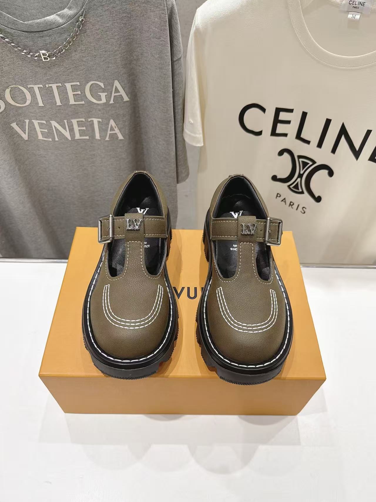 LV ハイクオリティ 厚底メリージェーンシューズ【50％割引+送料無料】