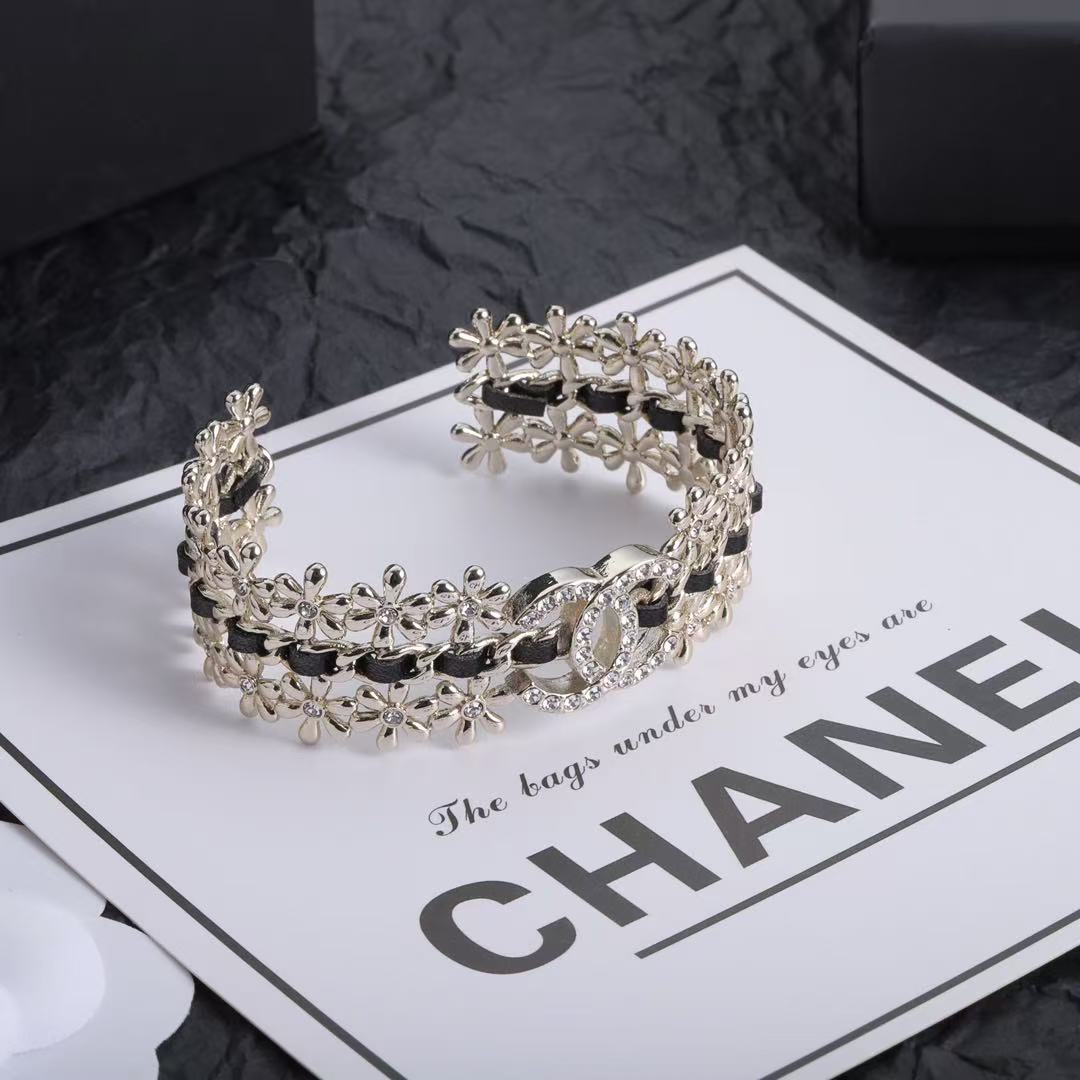 CHANE1 ダブルC ダイヤモンドブレスレット【50％割引+送料無料】
