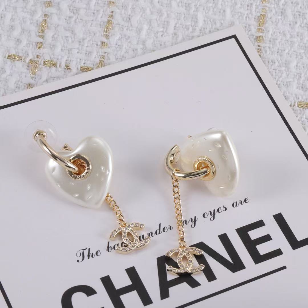 CHANE1 ダブルCハートフープピアス【50％割引+送料無料】