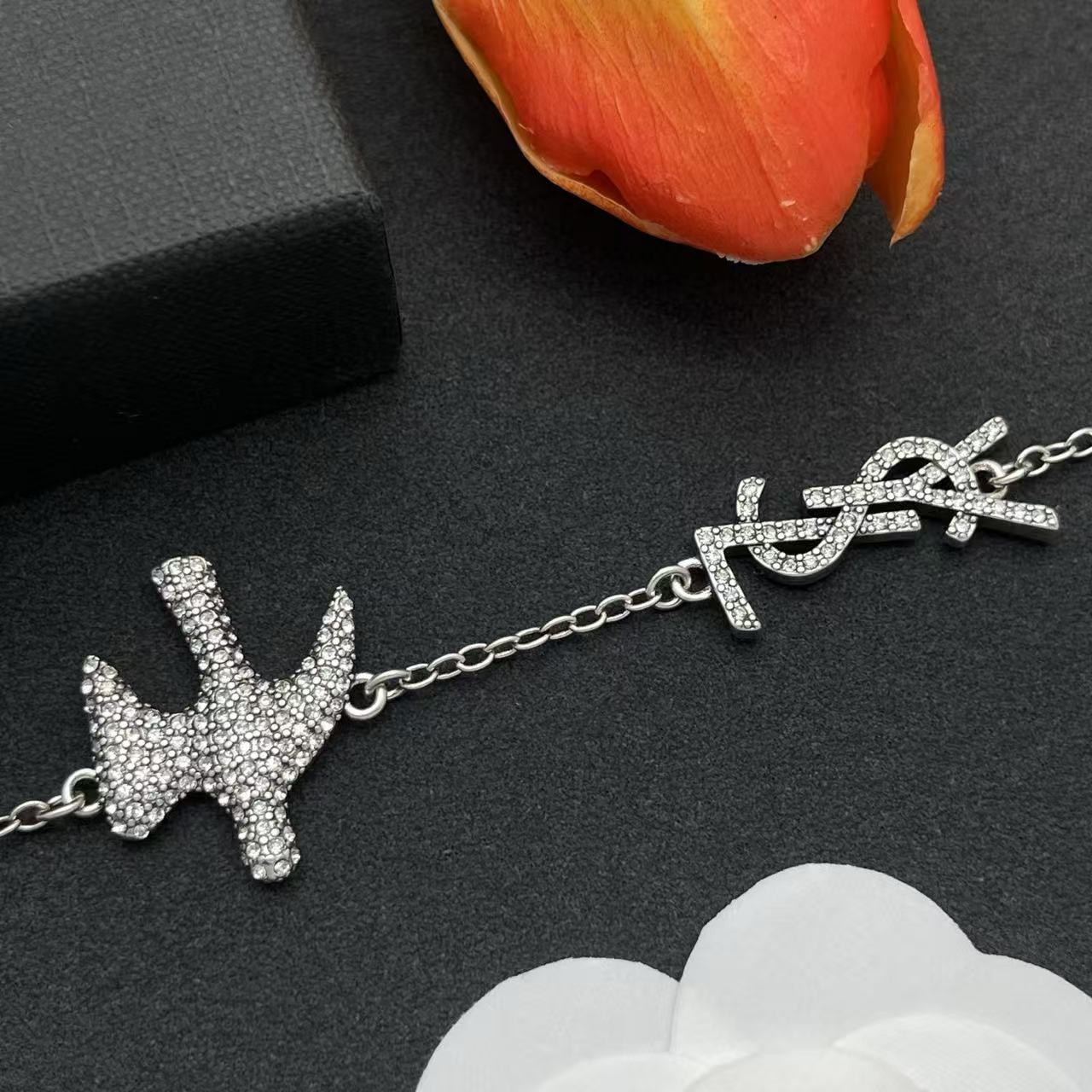 YSL ダイヤモンドブレスレット【50％割引+送料無料】