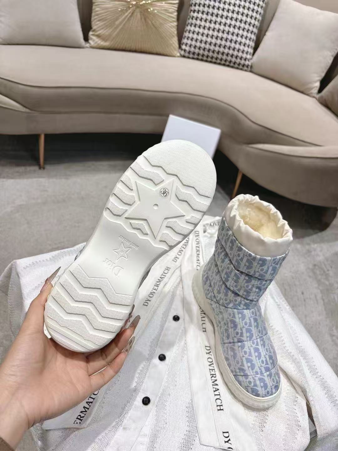 DIOR ハイクオリティ・ジャカード・ダウンショートブーツ【50％割引+送料無料】