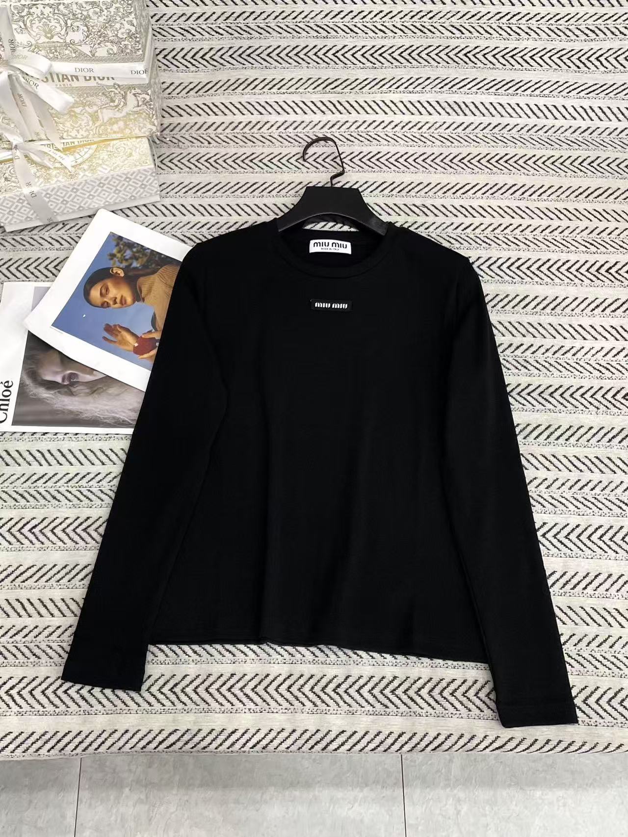M1UM1U レター長袖Tシャツ【50％割引+送料無料】