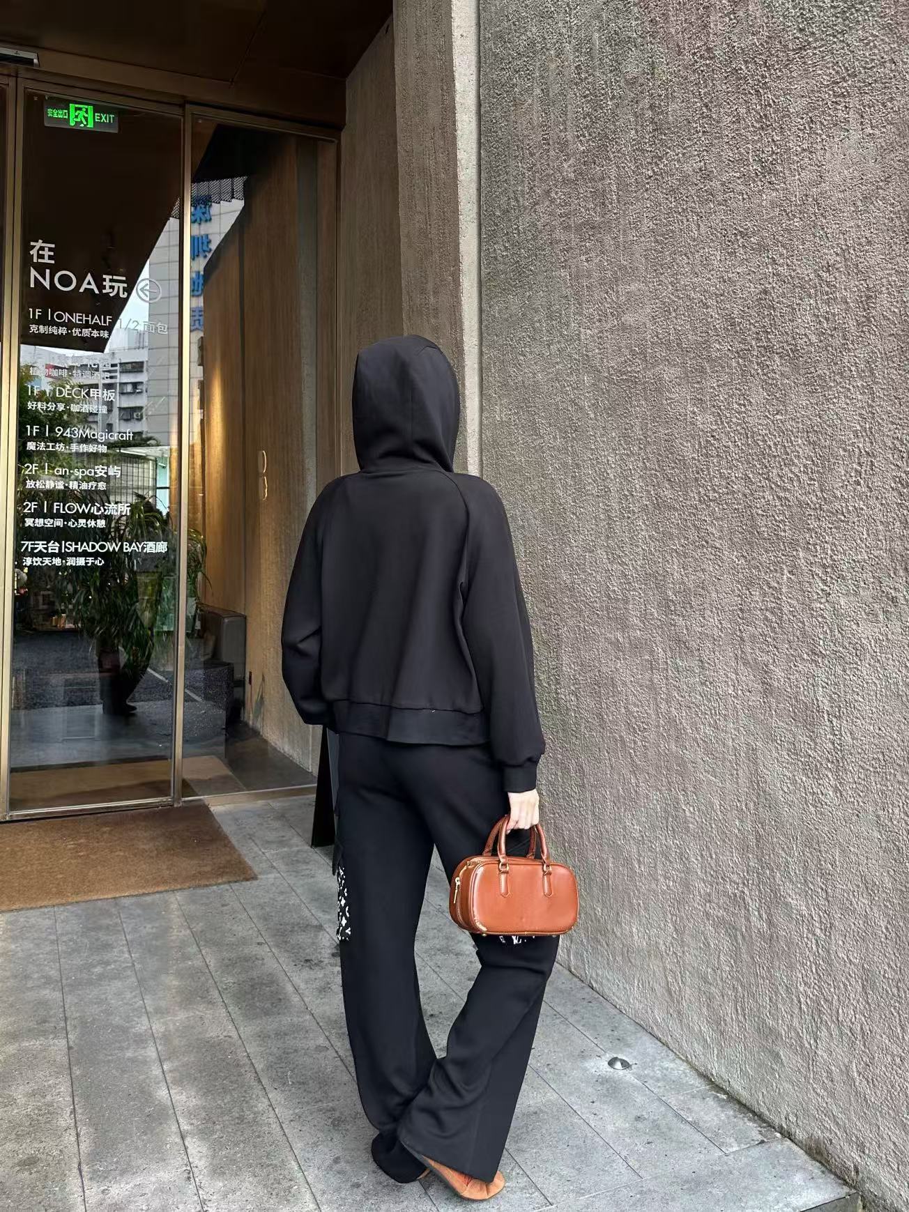 LV フード付きジャケット＆パンツのセットアップ【50％割引+送料無料】