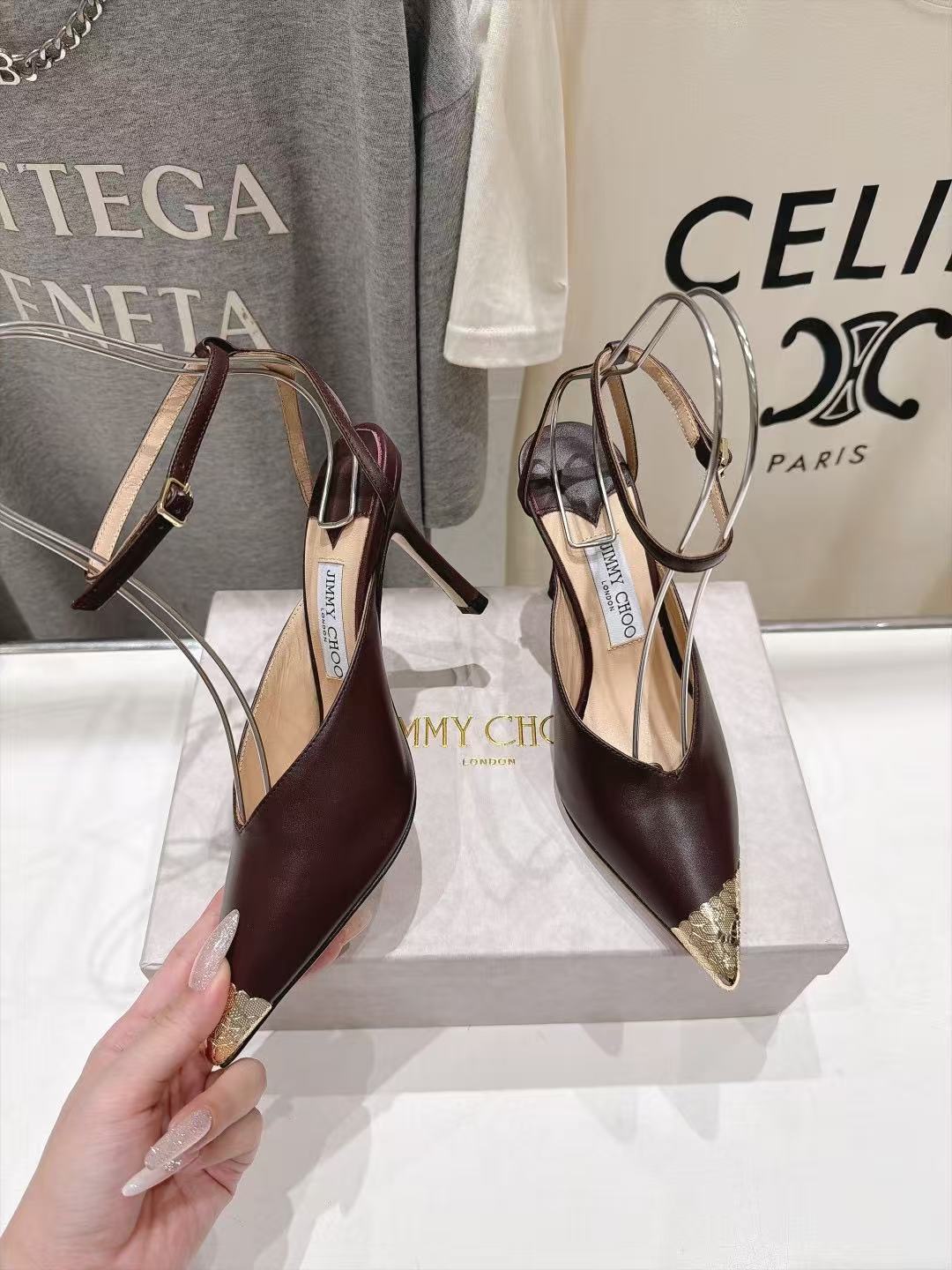 Jimmy Choo 高品質ポインテッドトゥ・ハイヒール【50％割引+送料無料】