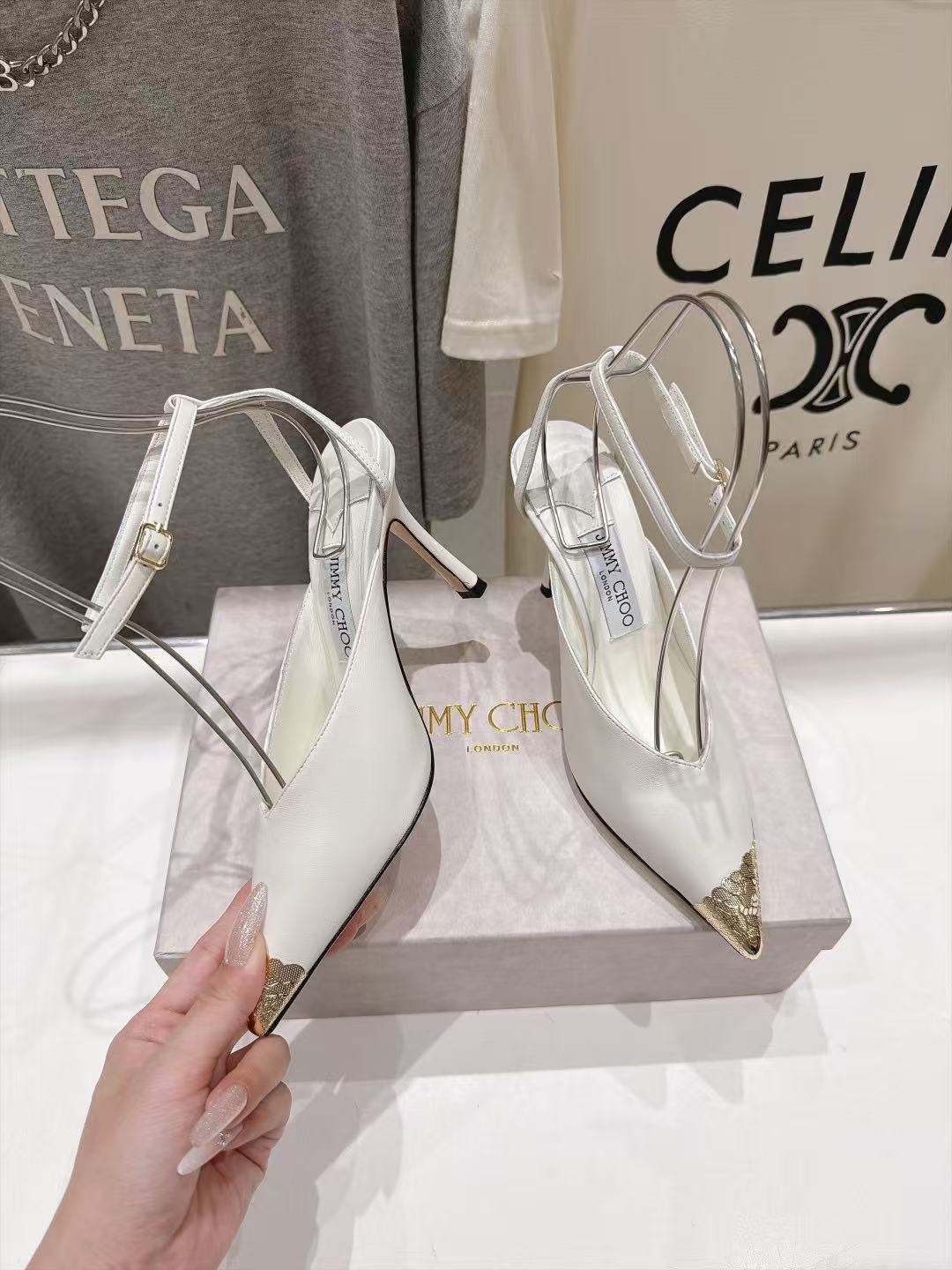 Jimmy Choo 高品質ポインテッドトゥ・ハイヒール【50％割引+送料無料】