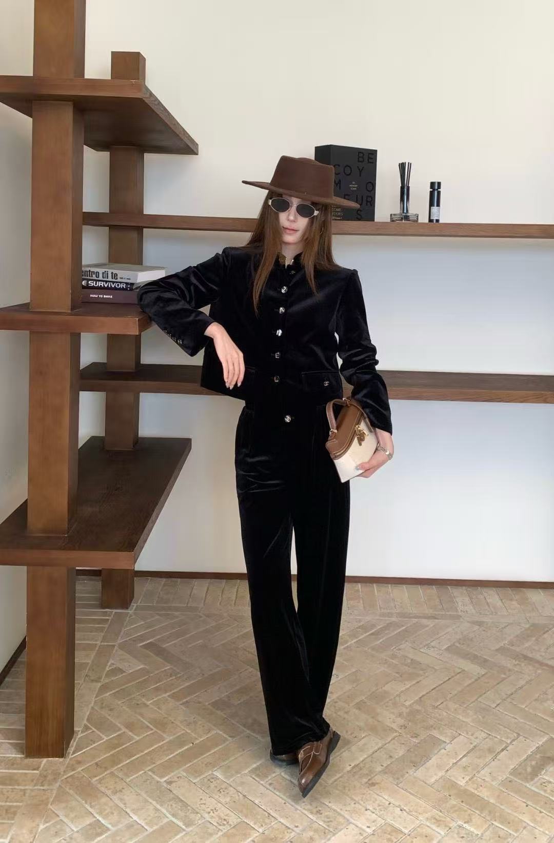 CHANEL ベルベットジャケット＆パンツ セットアップ【50％割引+送料無料】