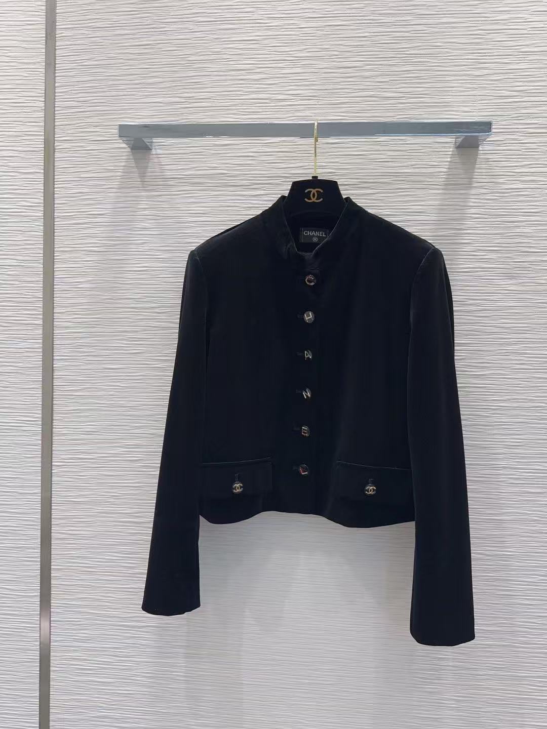 CHANEL ベルベットジャケット＆パンツ セットアップ【50％割引+送料無料】
