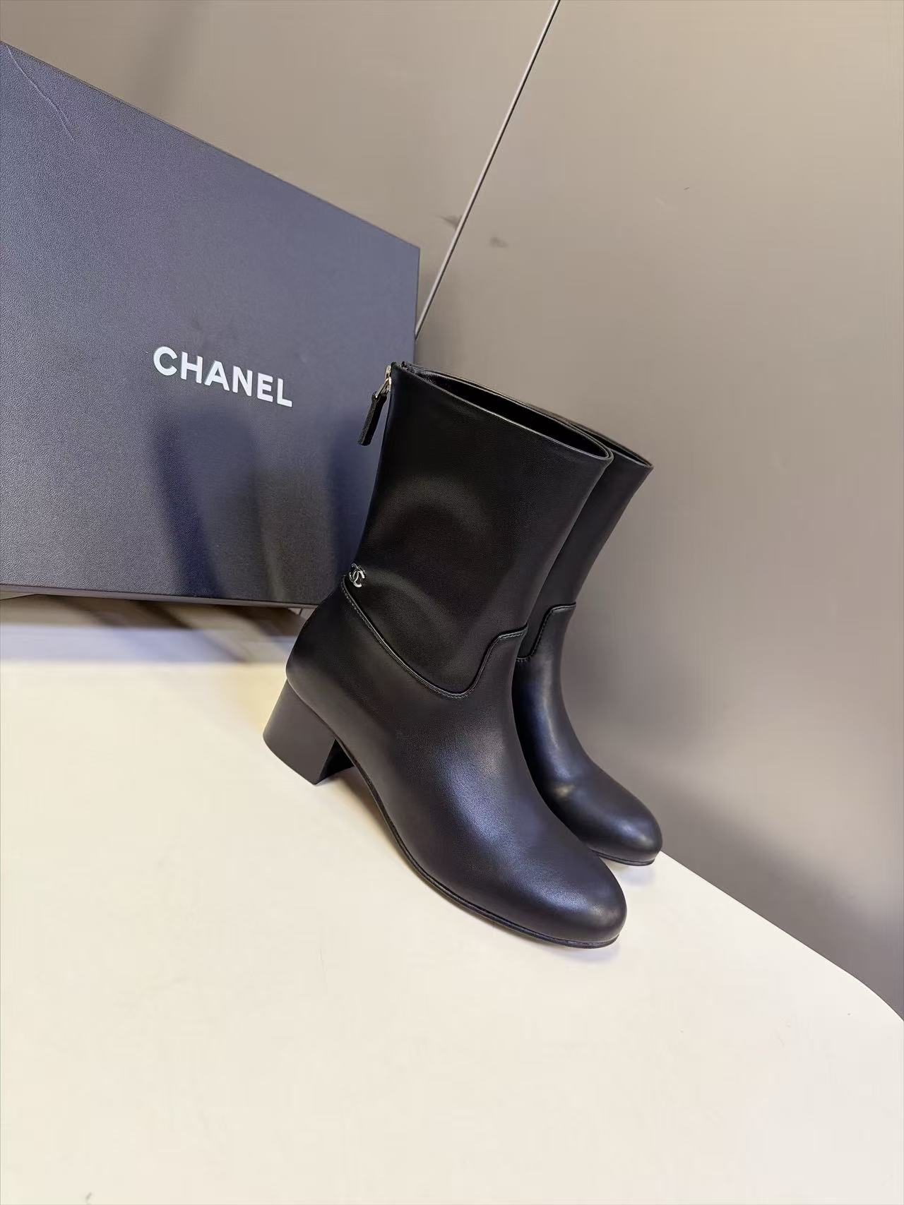 CHANEL ハイクオリティ・シンプル・ラムスキンショートブーツ【50％割引+送料無料】