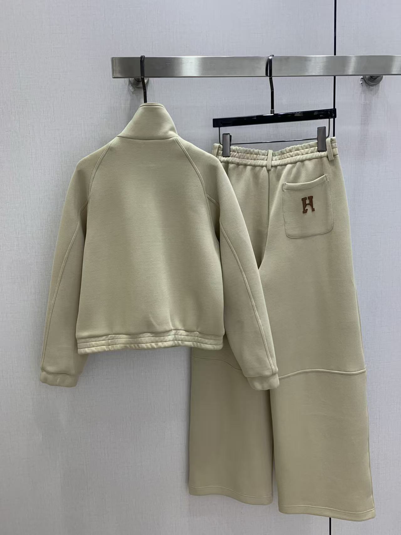 HERME5ジップアップジャケット＆ロングパンツのセットアップ【50％割引+送料無料】