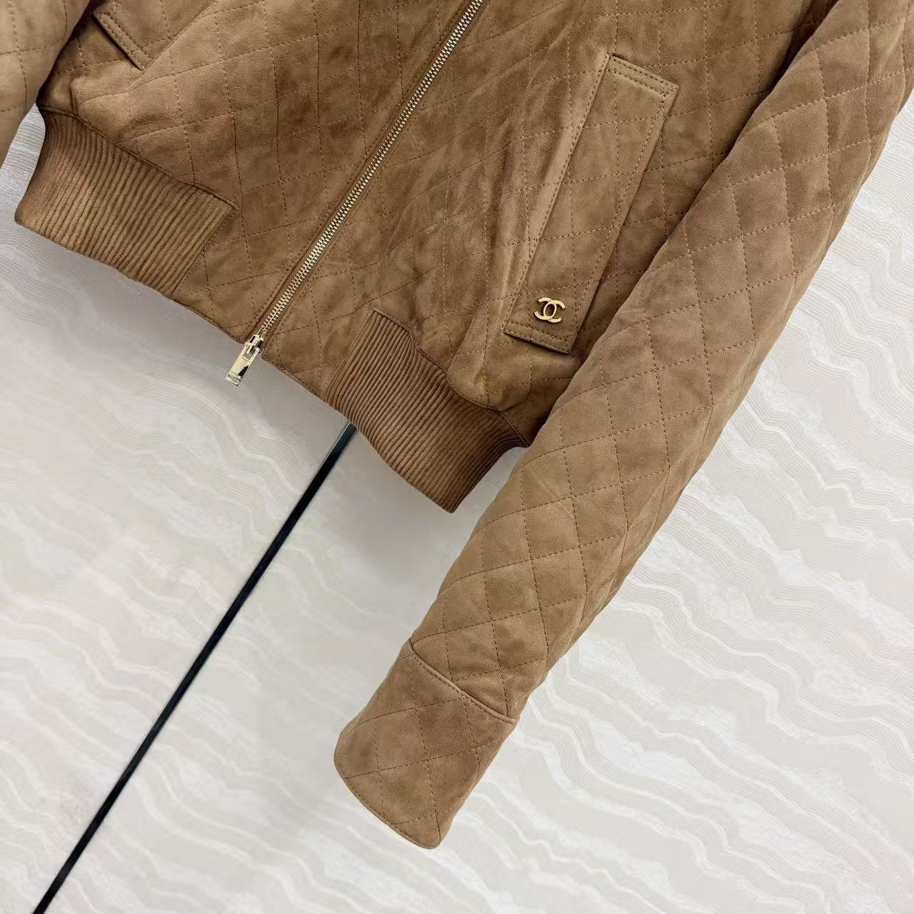 CHANEL キルティングスエードジャケット【50％割引+送料無料】